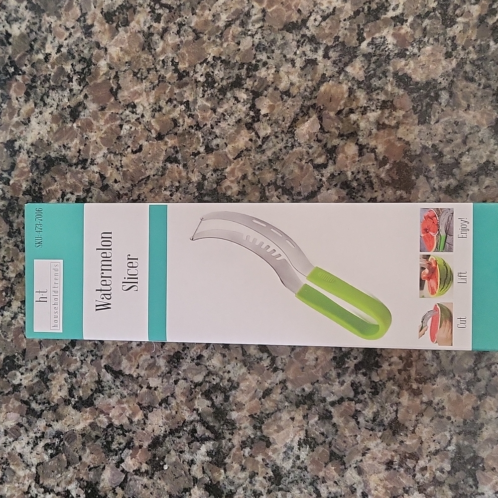 Household Trends Watermelon/ Melon/Cake Slicer new in box green handle